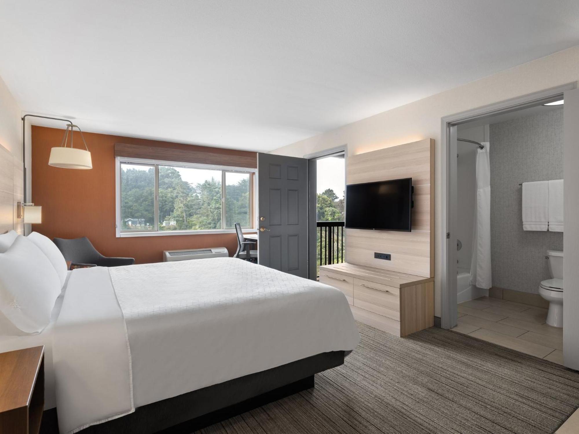 Holiday Inn Express Fort Bragg By Ihg Dış mekan fotoğraf